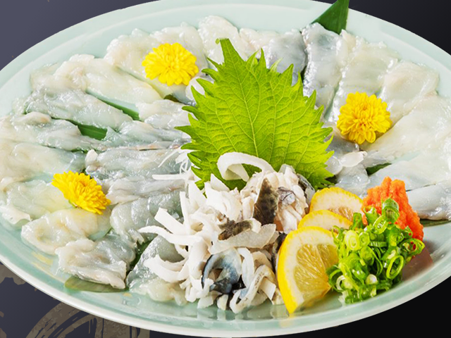 長崎県産とらふぐの刺身 2皿セット(2〜3人前×2皿)（割烹宇恵喜【大喜