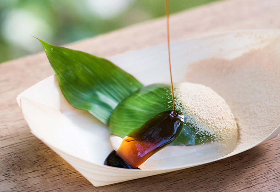 プチっとする瞬間が楽しい！とろぷる新食感のわらび餅 | お取り寄せの