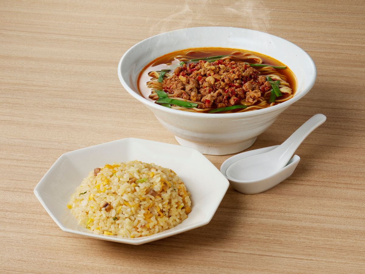 味仙八事店」元祖 台湾ラーメン・にんにくチャーハンセット（Aichi Ham