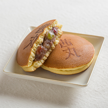 あ～ほんま あ～まんま♪」5種類のお豆さんがはいったどら焼き | お