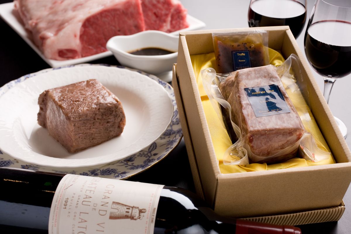 A5ランク黒毛和牛〈内もも肉〉のローストビーフ（Noix de Coco