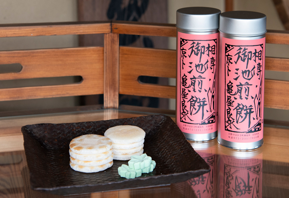やさしくはかなげで、どこよりも上品な麩焼煎餅の白眉 | お取り寄せの