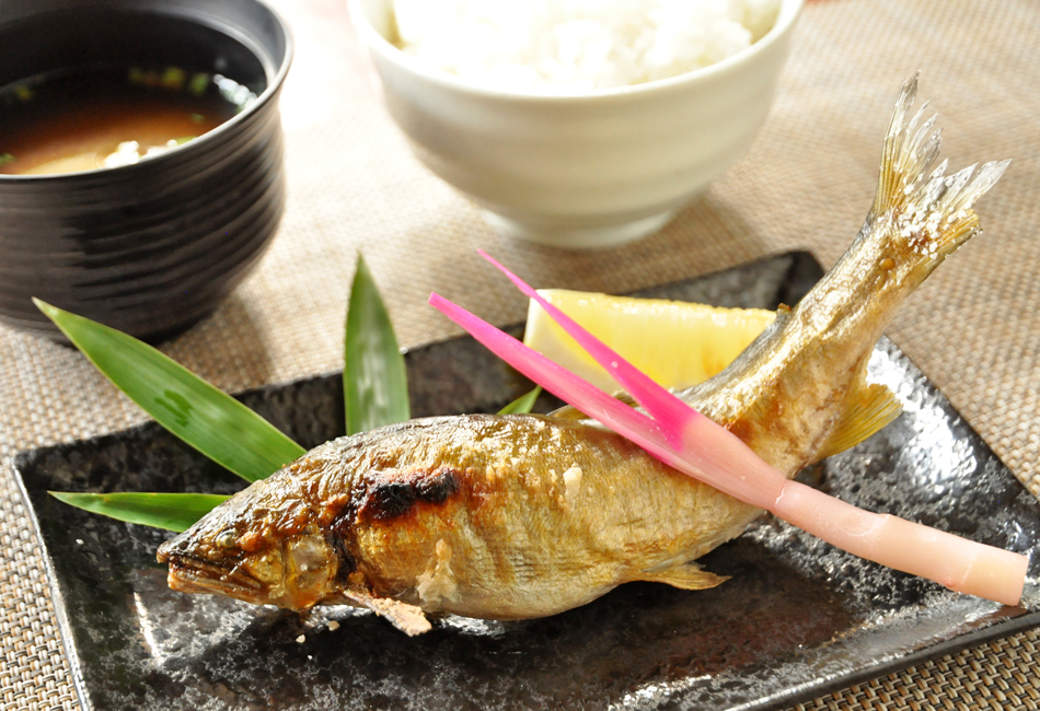天然鮎の塩焼き（SHIMANTO ZIGURIストア）｜おとりよせネット